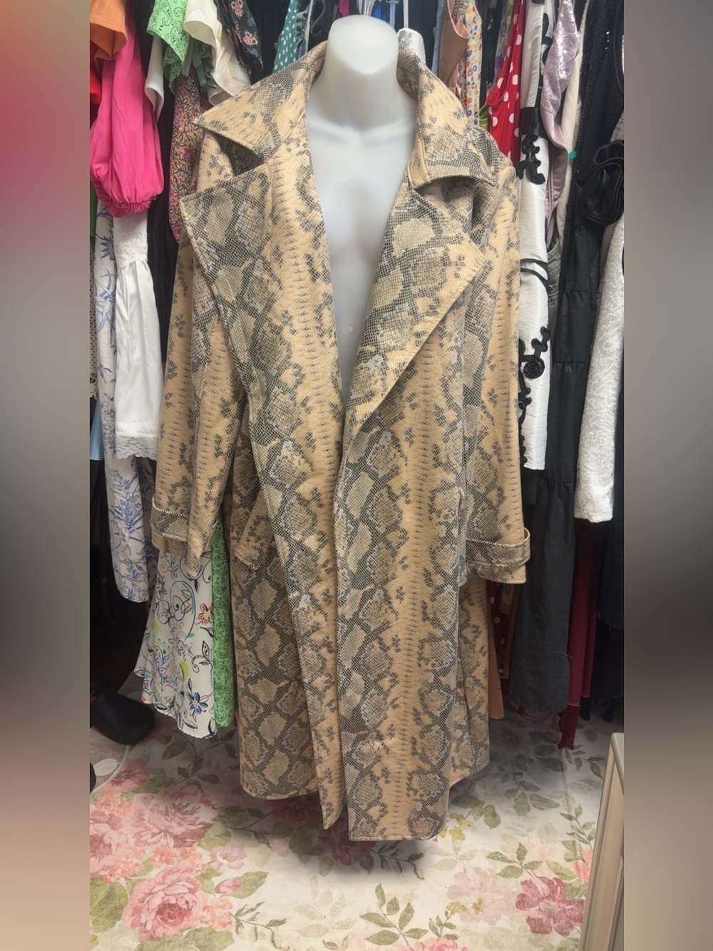 Y2K Chico's Beige Snake-Print Trench Coat